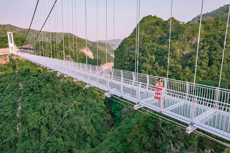 Tour Trung Quốc 5 ngày: Phượng Hoàng Cổ Trấn - Trương Gia Giới