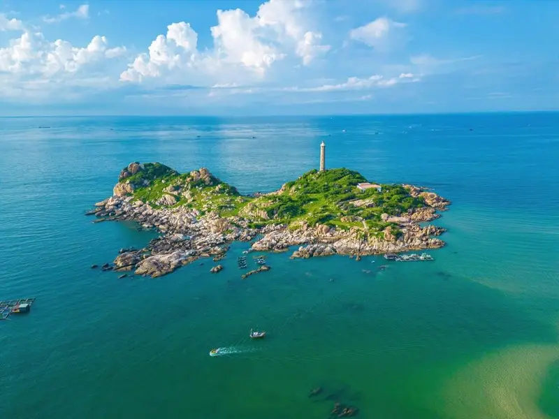 Tour Phan Thiết: Thiên đường biển xanh và cát trắng